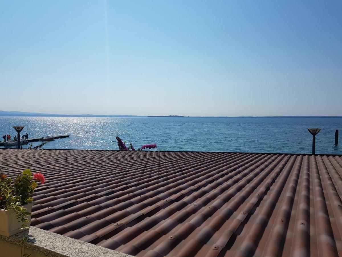 Graziosa Al Porto Villa Moniga del Garda ภายนอก รูปภาพ